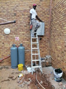 gas geyser installed by Everbest Gas certified installer